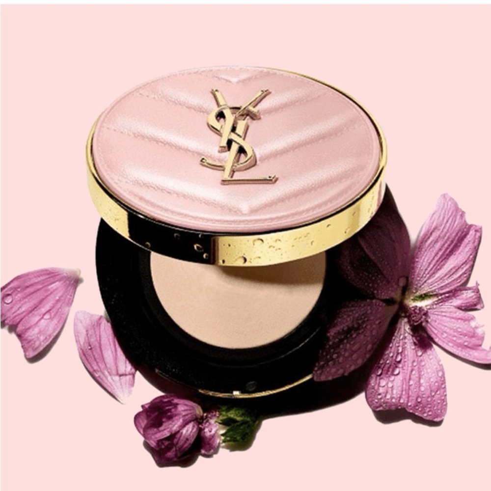 NIB Refillable Yves Saint Laurent Cushion foundation shade #10